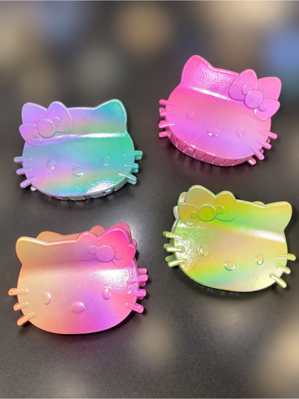 Sanrio Hello Kitty Iridescent Hair Claw Set - Pink, Green, Purple, Peach